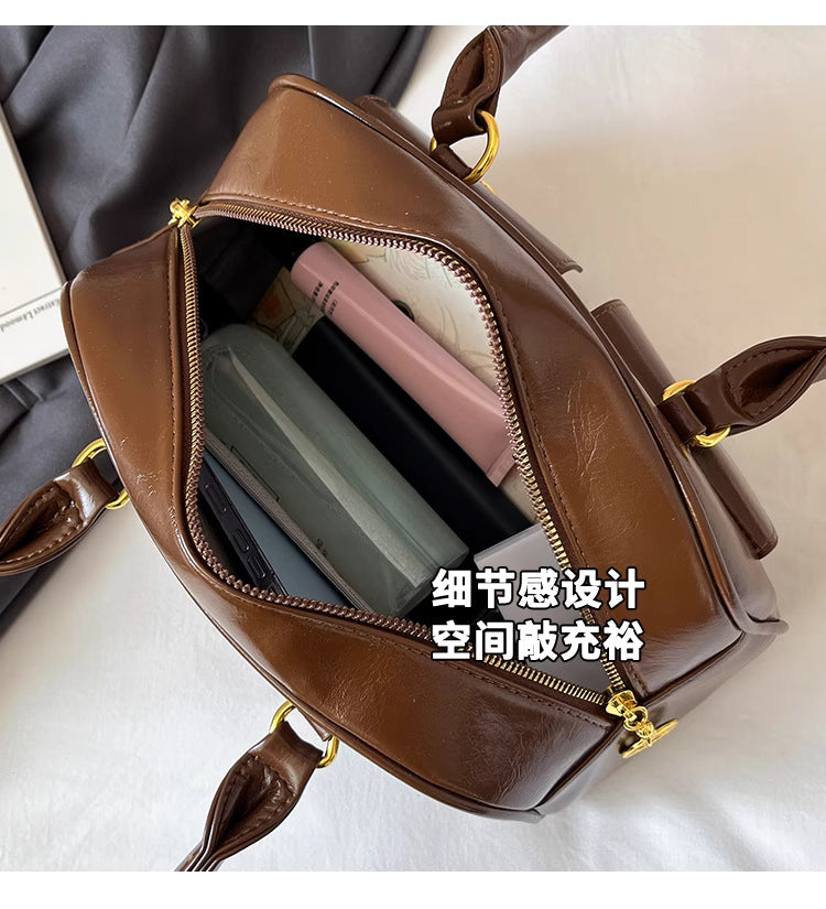 Niche Design Multi-Pocket New Vintage Baguette Shoulder Bag
