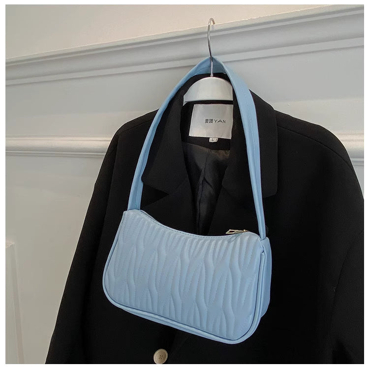 Shoulder Bag for Women 2025 New French Niche Crossbody Bag with Pleated Texture Versatile