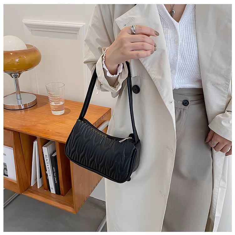 Shoulder Bag for Women 2025 New French Niche Crossbody Bag with Pleated Texture Versatile