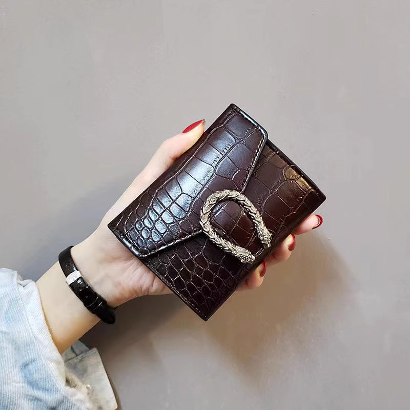 Women's Mini Wallet - Short Folding Coin Purse with Multi-Card Slots and Crocodile Pattern for Students - SparkEve