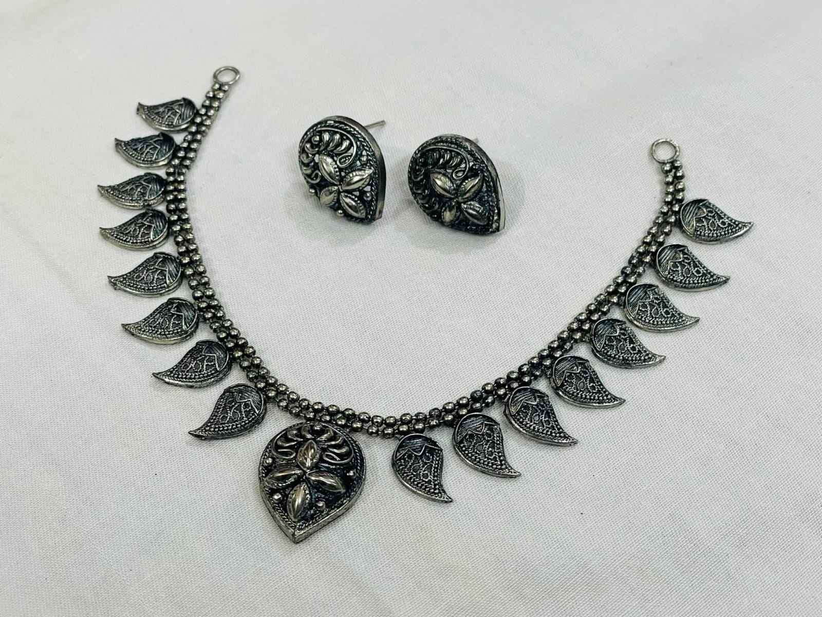 Timeless Bohemian: Oxidized Silver Choker Necklace & Stud Earring Set