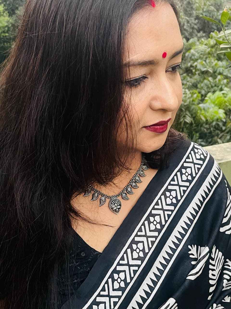 Timeless Bohemian: Oxidized Silver Choker Necklace & Stud Earring Set