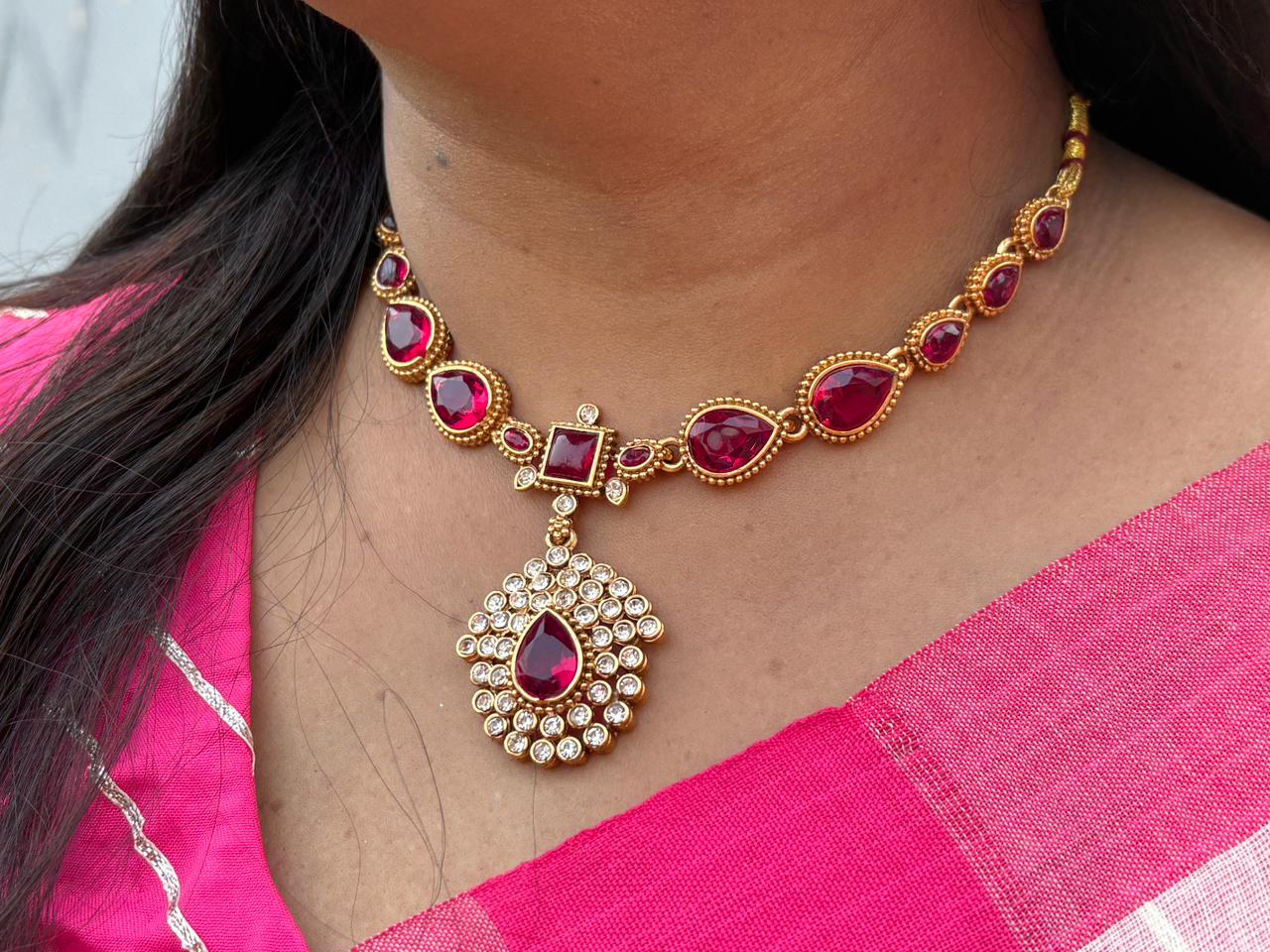Premium South Indian Traditional Neckpiece Set with Earrings
