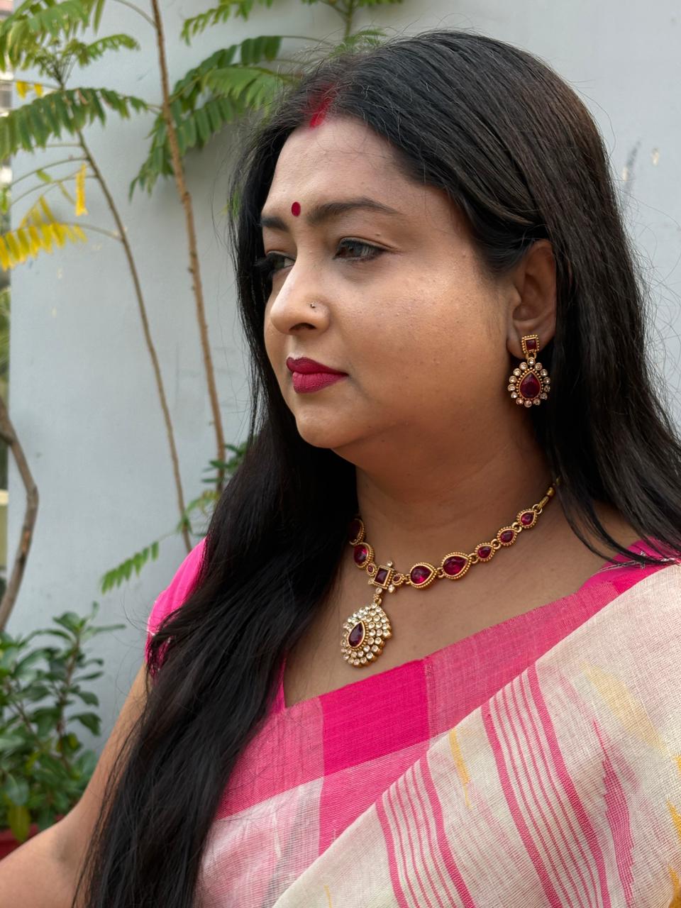 Premium South Indian Traditional Neckpiece Set with Earrings