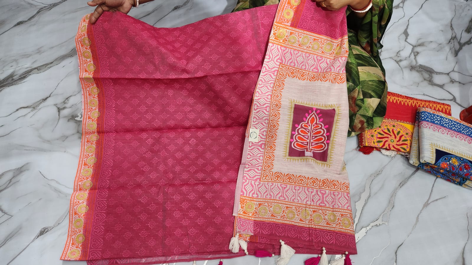 Block Boutique Saree with Blouse Piece