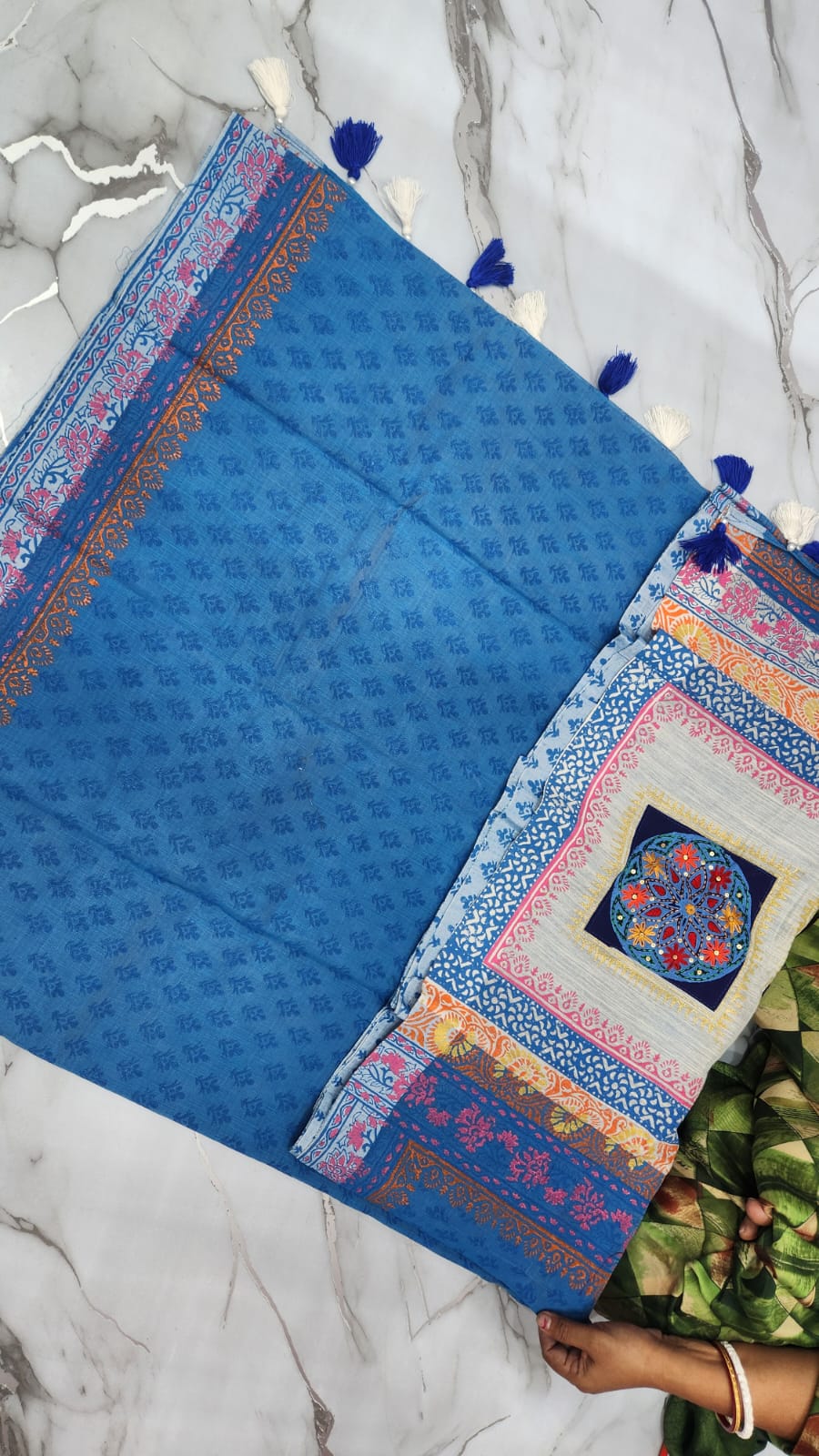 Block Boutique Saree with Blouse Piece