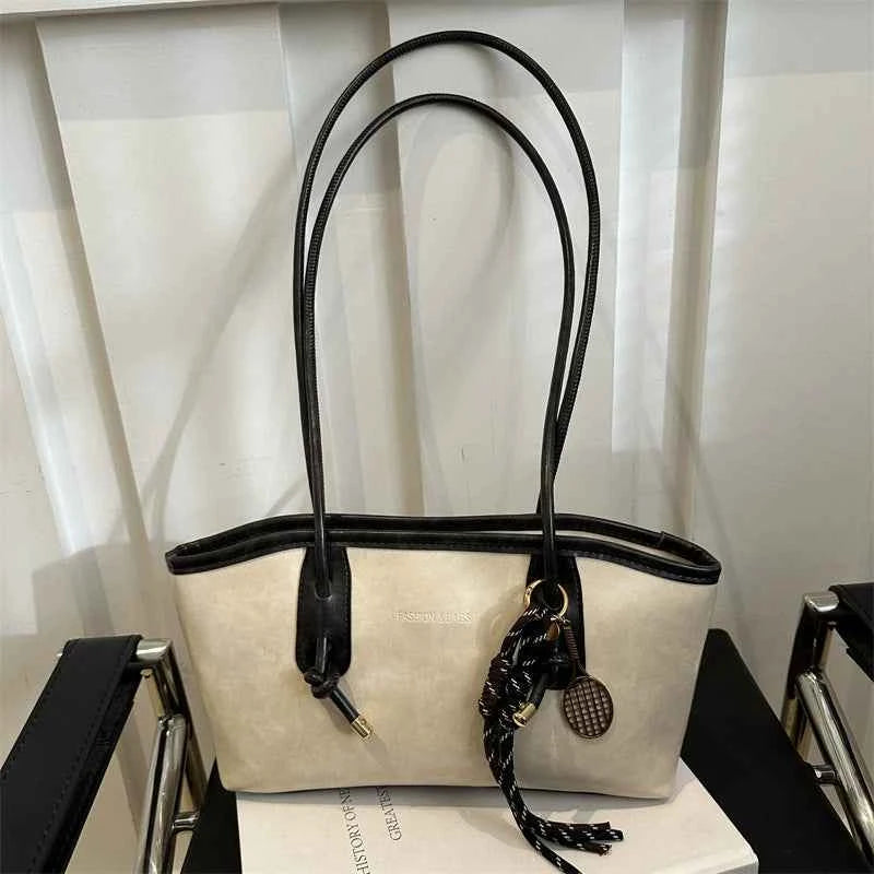 High Texture Retro Large Capacity Shoulder Bag - Commuter Tote