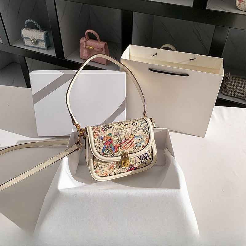 Zr Niche Design Graffiti Bear Tofu Small Square Bag Women 2025 New Fashion Contrasting Color Shoulder Crossbody Bag