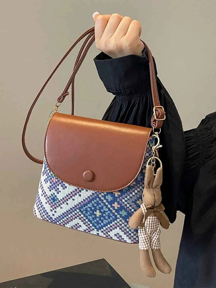This year's popular bag new crossbody mobile phone bag women's high-end fashion shoulder bucket bag women