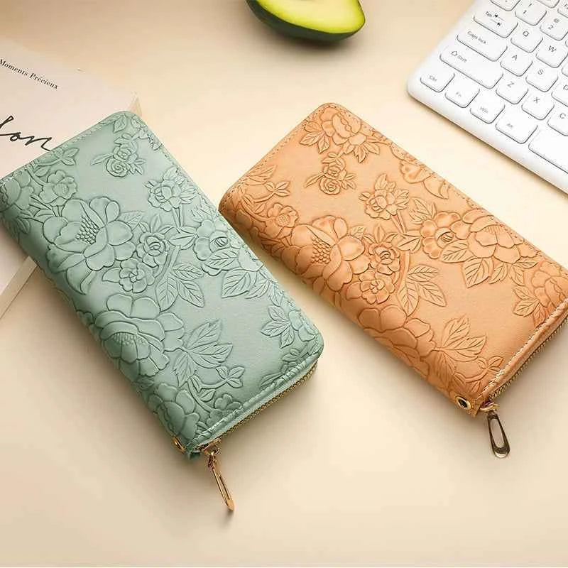 High-value Women's Long Wallet Korean Style Fashionable Hand-held Coin Purse Multi-functional Women's Mobile Phone Bag with Zipper