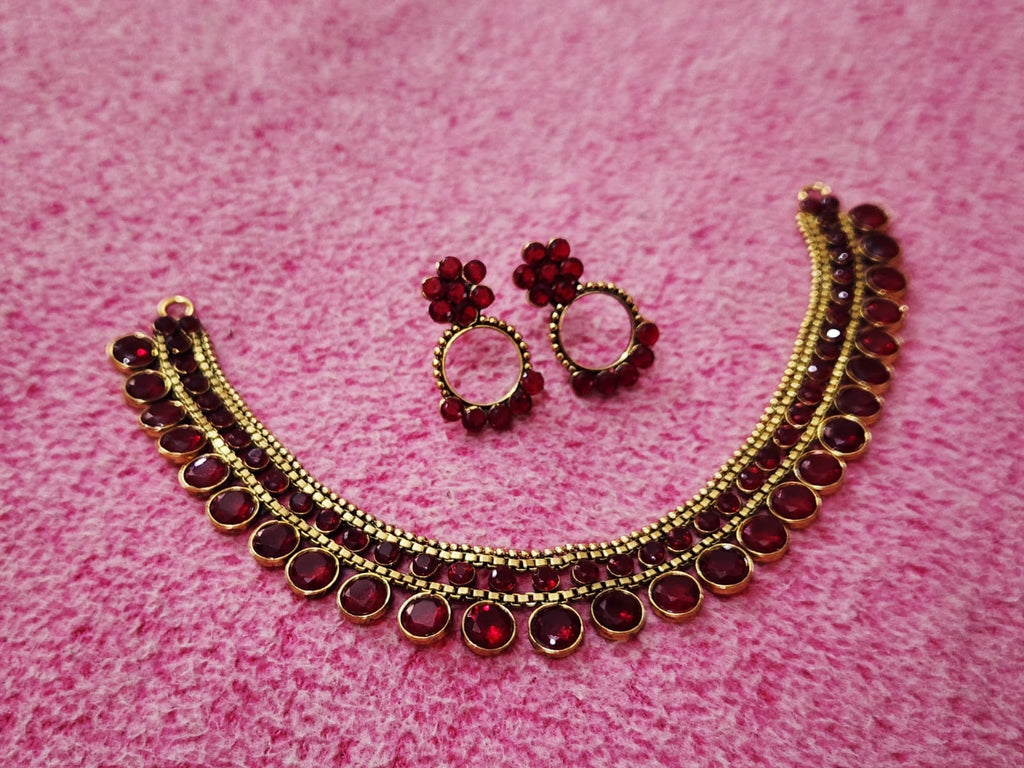 Maroon Stone Classic Necklace Set