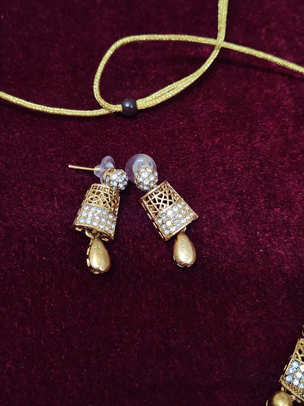 South Indian Geometric Lattice Gold-Plated Necklace Set