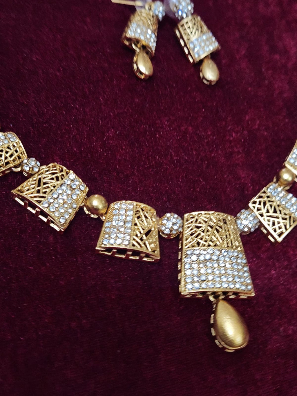 South Indian Geometric Lattice Gold-Plated Necklace Set